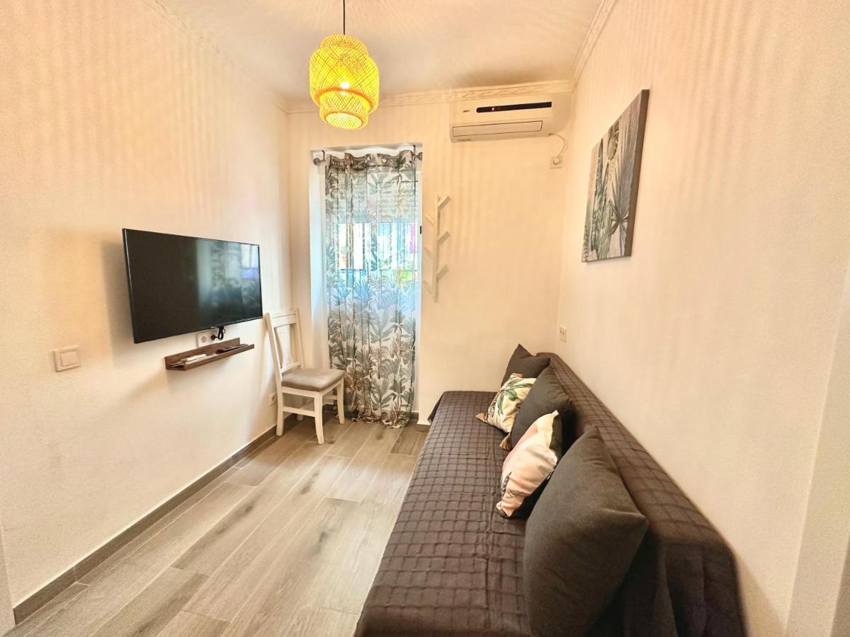 Sol Apartamentos Malaga Centro Esterno foto